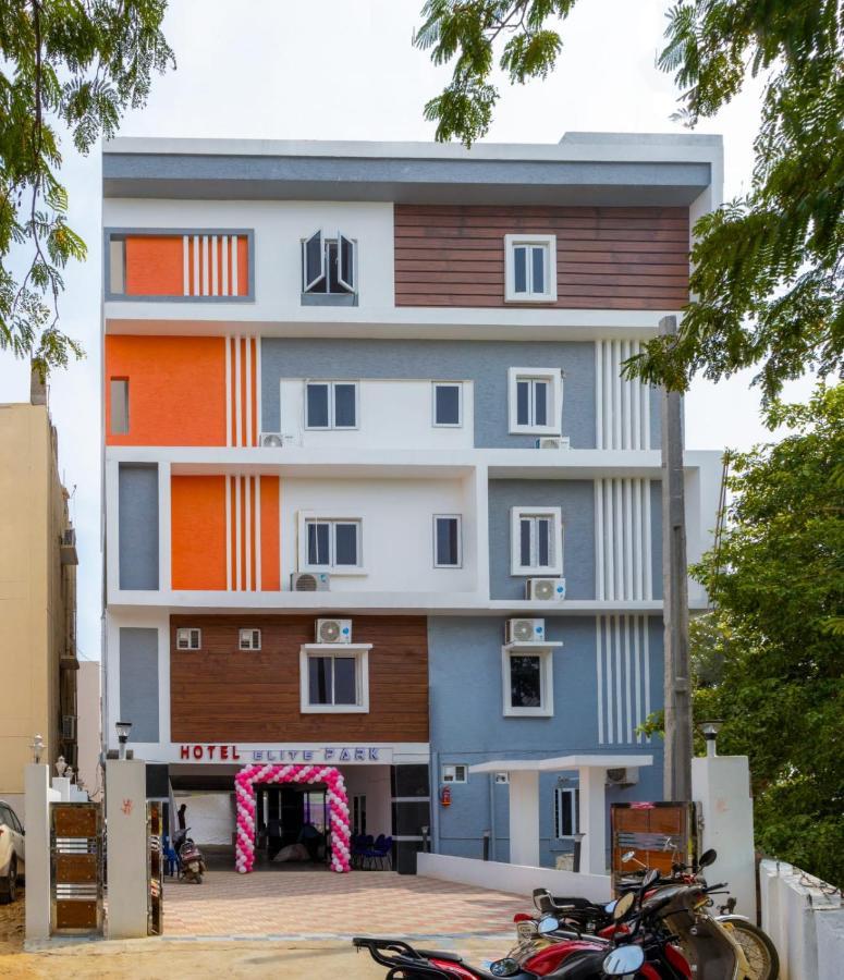 Beestay Hotels Elite Park Tirupati Luaran gambar