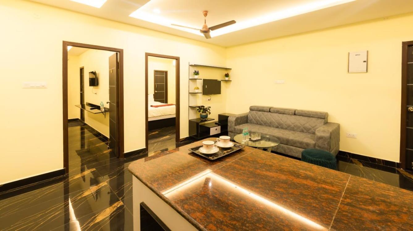 Beestay Hotels Elite Park Tirupati Bilik gambar